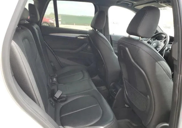 BMW X1 cena 44900 przebieg: 48244, rok produkcji 2018 z Śrem małe 46